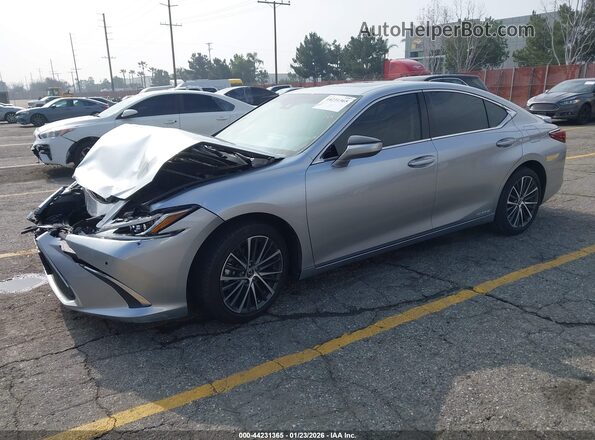 58ADA1C14NU023231 2022 LEXUS ES 300H Silver წინა მარცხენა ხედი სამი მეოთხედიდან