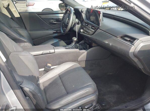 58ADA1C14NU023231 2022 LEXUS ES 300H Silver წინა სალონის ხედი