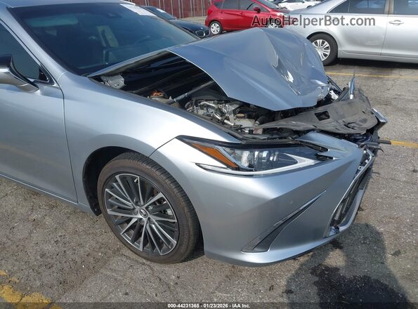 58ADA1C14NU023231 2022 LEXUS ES 300H Silver 