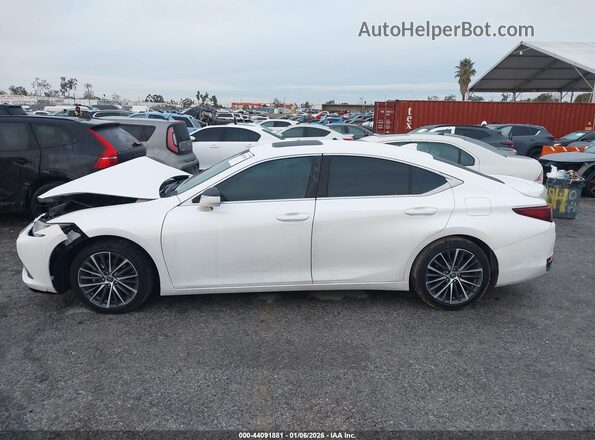 58ADA1C14RU049351 2024 LEXUS ES 300H White Vista interior de 360 grados