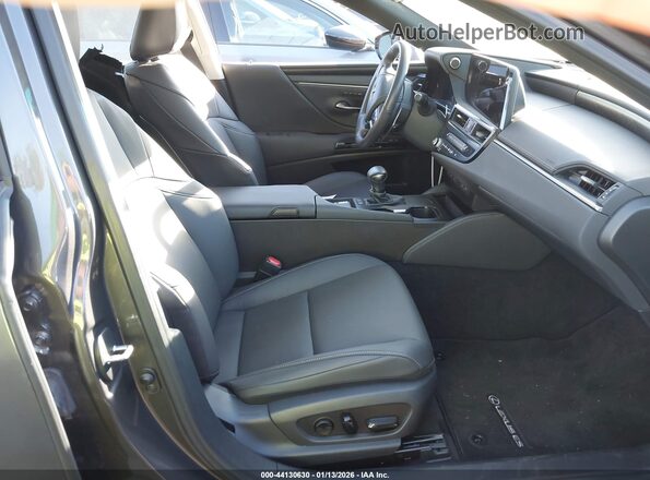 58ADA1C15RU043283 2024 LEXUS ES 300H Gray Widok wnętrza z przodu