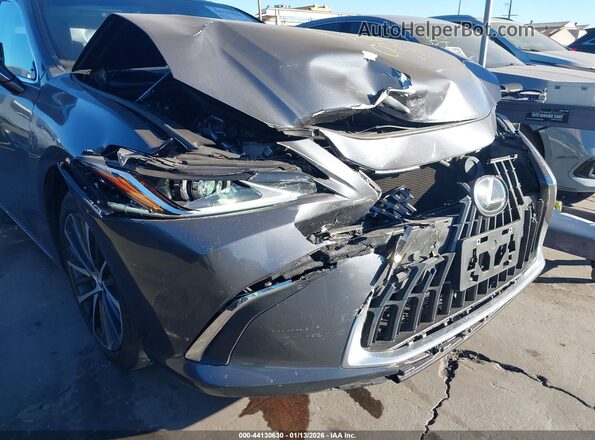 58ADA1C15RU043283 2024 LEXUS ES 300H Gray Widok z przodu