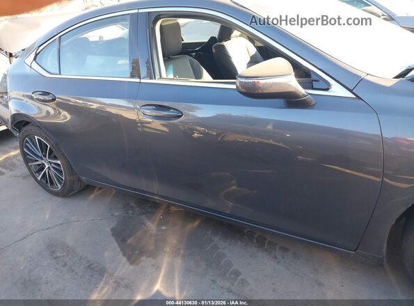 58ADA1C15RU043283 2024 LEXUS ES 300H Gray Widok wnętrza 360 stopni