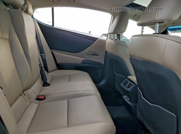 58ADA1C16MU007367 2021 LEXUS ES Black 