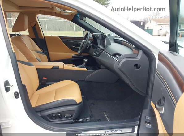 58ADA1C18PU028189 2023 LEXUS ES 300H White Front interior view