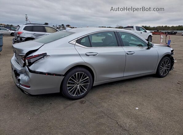 58ADZ1B13NU121385 2022 LEXUS ES Silver Trasero derecho
