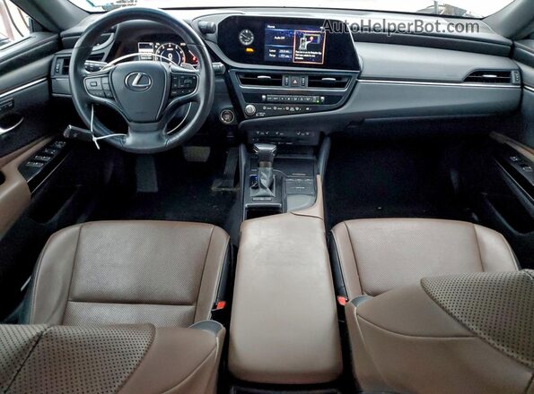 58ADZ1B13NU121385 2022 LEXUS ES Silver Vista del salpicadero