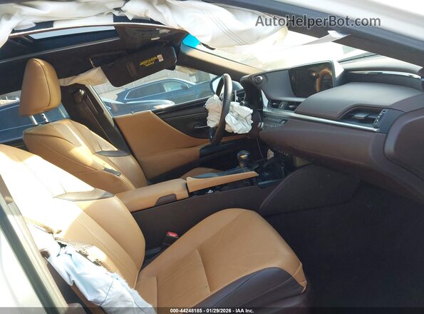 58AEZ1B10MU085870 2021 LEXUS ES 350 White Widok wnętrza z przodu