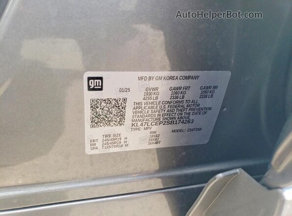 KL47LCEP2SB174263 2025 BUICK OTHER Silver 