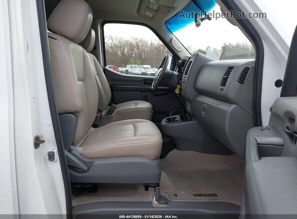 5BZAF0AA5KN850223 2019 NISSAN NV PASSENGER NV3500 HD Белый Вид салона спереди