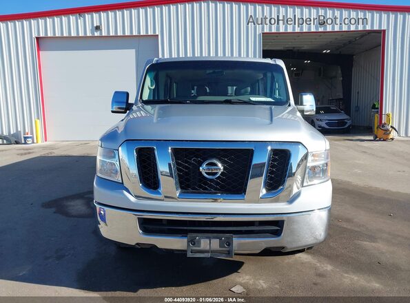 5BZBF0AA0JN852058 2018 NISSAN NV PASSENGER NV3500 HD Silver Սալոնի հետևի տեսք