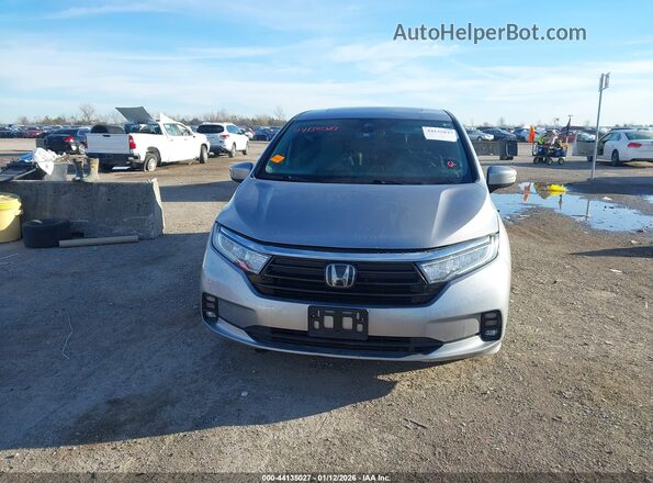 5FNRL6H61PB070886 2023 HONDA ODYSSEY Silver Dashboard view
