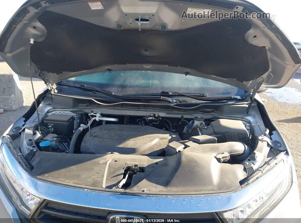 5FNRL6H61PB070886 2023 HONDA ODYSSEY Silver Rear view