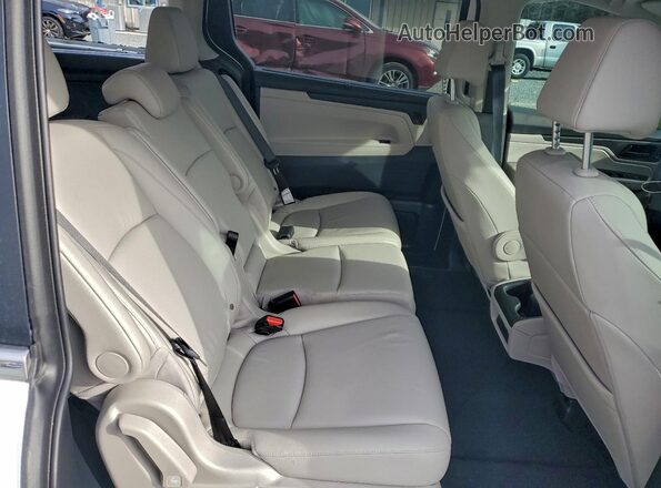 5FNRL6H69TB006590 2026 HONDA ODYSSEY White Սալոնի հետևի տեսք