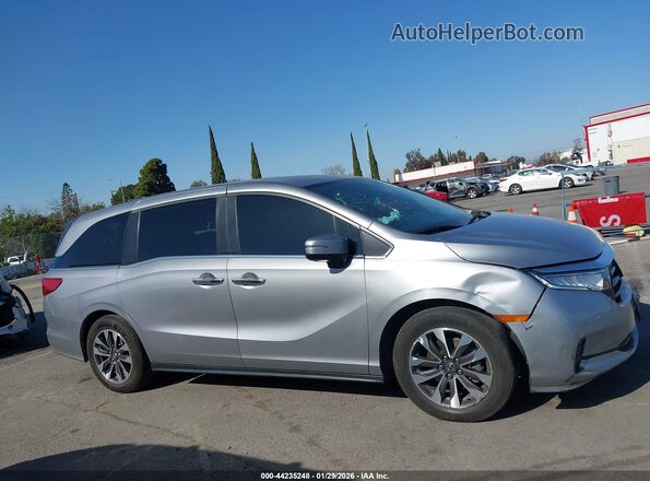 5FNRL6H71MB027458 2021 HONDA ODYSSEY Silver Rear interior view