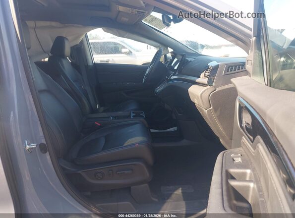 5FNRL6H86PB036430 2023 HONDA ODYSSEY Gray Widok wnętrza z przodu