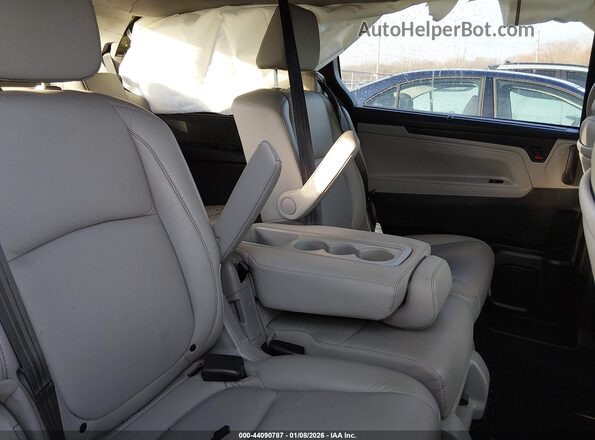 5FNRL6H88NB001532 2022 HONDA ODYSSEY Silver 