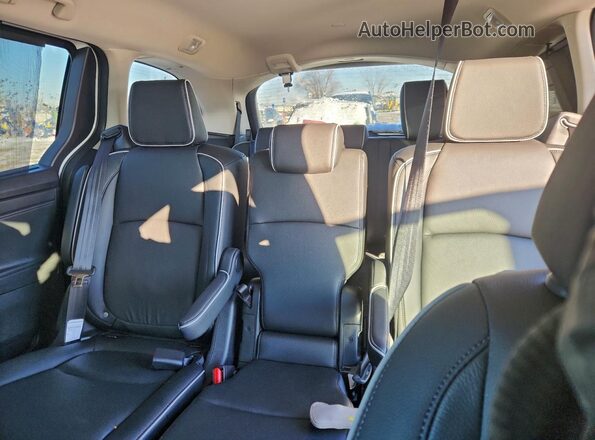 5FNRL6H89TB002069 2026 HONDA ODYSSEY White Вид задніх сидінь