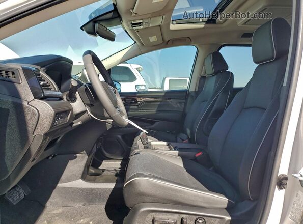 5FNRL6H95SB085426 2025 HONDA ODYSSEY White Widok wnętrza z przodu