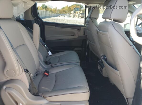 5FNRL6H98PB004944 2023 HONDA ODYSSEY White 