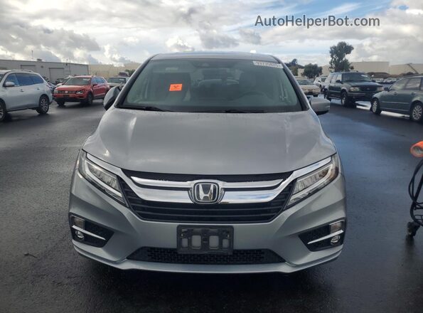 5FNRL6H9XLB023876 2020 HONDA ODYSSEY Серый Вид спереди