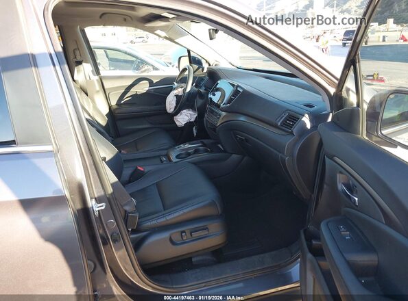5FNYF5H28NB023622 2022 HONDA PILOT Серый Вид салона спереди