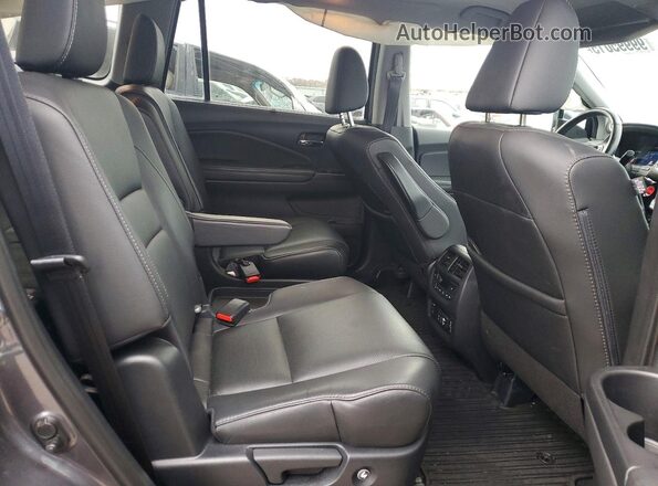 5FNYF6H09KB076328 2019 HONDA PILOT Gray Вид задньої частини салону