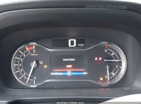 5FNYF6H99JB066640 2018 HONDA PILOT Зеленый Вид задних сидений