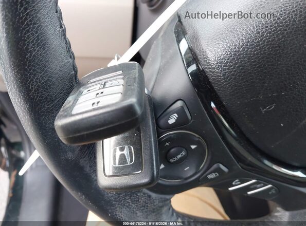 5FNYF6H99JB066640 2018 HONDA PILOT Зеленый Вид панели приборов