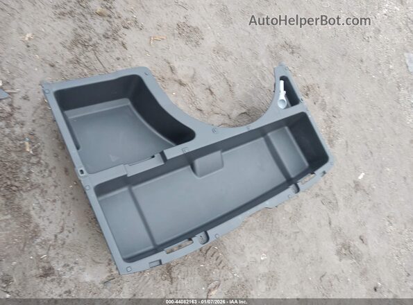 5FNYF8H06LB001048 2020 HONDA PASSPORT Белый Вид панели приборов