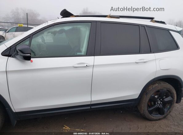 5FNYF8H06LB001048 2020 HONDA PASSPORT Белый Панорамный вид салона 360°