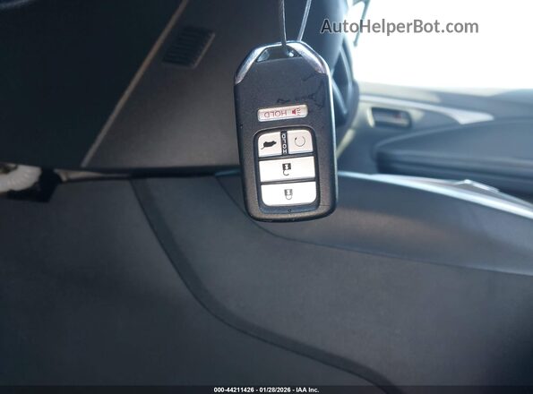5FNYF8H68PB021277 2023 HONDA PASSPORT Blue Widok deski rozdzielczej