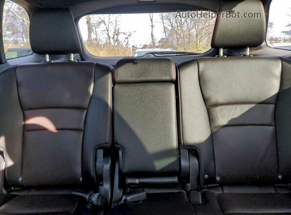 5FNYF8H81RB013770 2024 HONDA PASSPORT White Widok tylnych siedzeń