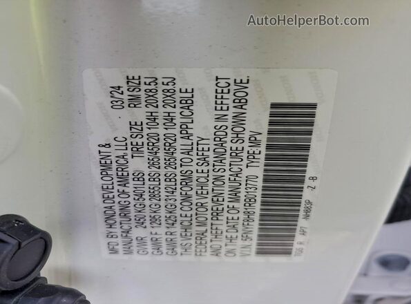 5FNYF8H81RB013770 2024 HONDA PASSPORT White Widok naklejki z numerem VIN