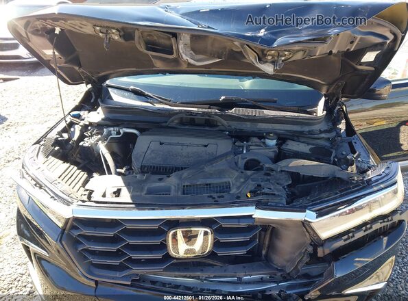 5FNYG1H52PB013493 2023 HONDA PILOT Black Rear view