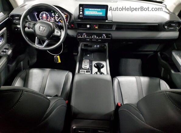 5FNYG1H73PB014749 2023 HONDA PILOT Black Dashboard view