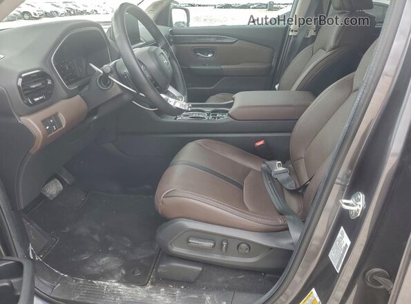 5FNYG1H89RB044057 2024 HONDA PILOT Gray Widok wnętrza z przodu