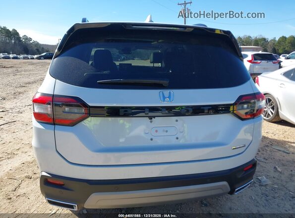 5FNYG2H71PB003593 2023 HONDA PILOT White 