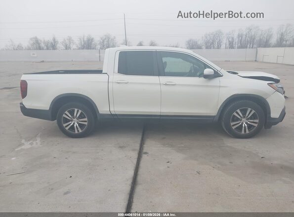 5FPYK2F42HB011783 2017 HONDA RIDGELINE White Вид задньої частини салону