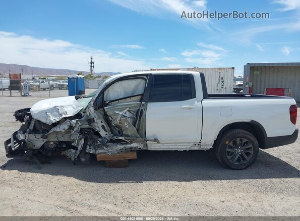 5FPYK3F11NB009157 2022 HONDA RIDGELINE White Widok wnętrza z tyłu
