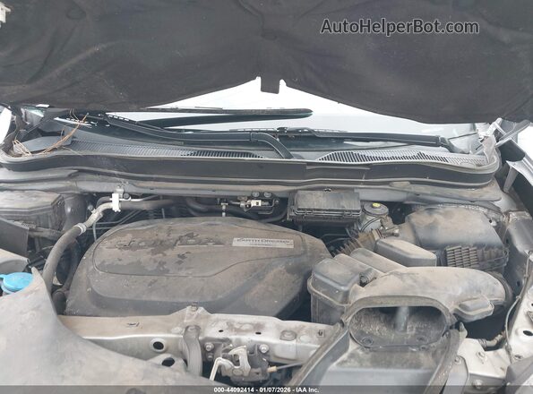 5FPYK3F52HB016514 2017 HONDA RIDGELINE Silver Вид ззаду