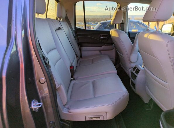 5FPYK3F71NB010541 2022 HONDA RIDGELINE Gray Rear seats view