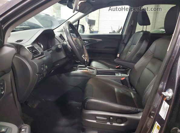 5FPYK3F73PB053846 2023 HONDA RIDGELINE Серый Вид салона спереди