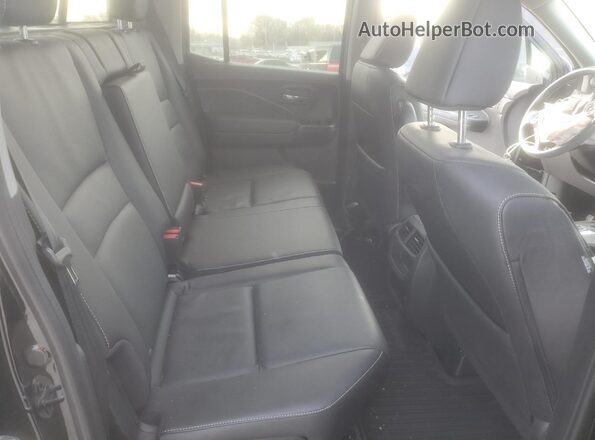 5FPYK3F74PB032049 2023 HONDA RIDGELINE Black Vista de los asientos traseros