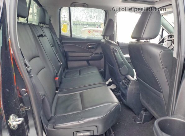 5FPYK3F78LB009352 2020 HONDA RIDGELINE Black Widok tylnych siedzeń