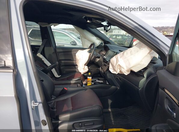 5FPYK3F83PB031256 2023 HONDA RIDGELINE Blue Front interior view