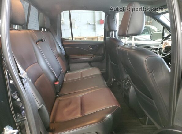 5FPYK3F85NB004461 2022 HONDA RIDGELINE Black Widok tylnych siedzeń