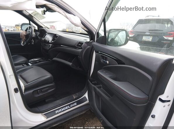 5FPYK3F85NB013581 2022 HONDA RIDGELINE White Widok wnętrza z przodu