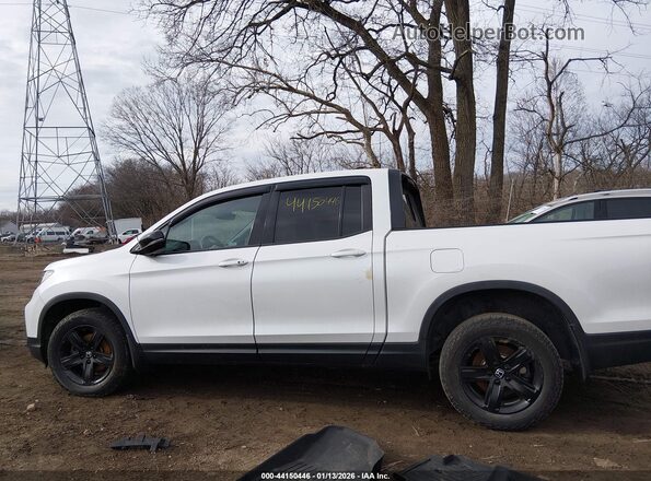 5FPYK3F85NB013581 2022 HONDA RIDGELINE White Widok wnętrza 360 stopni