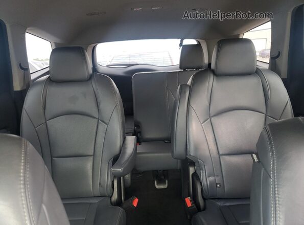 5GAERBKWXKJ276970 2019 BUICK ENCLAVE Gray Rear seats view